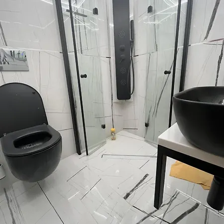 Lollipop Apartment *